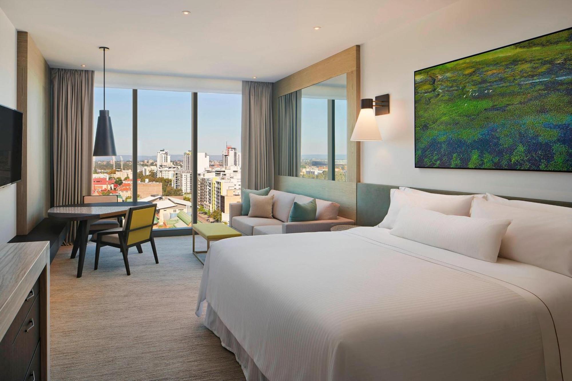 เดอะ เวสทิน เพิร์ธ Hotel เพิร์ท ภายนอก รูปภาพ A guest room at the Hilton San Diego Bayfront